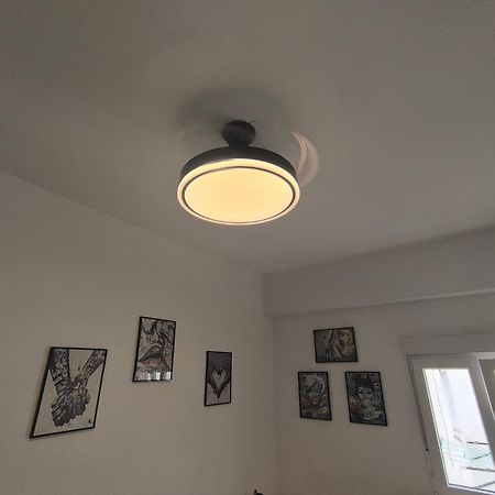 Habitaciones En Apartamento Compartido W Host Аліканте Екстер'єр фото