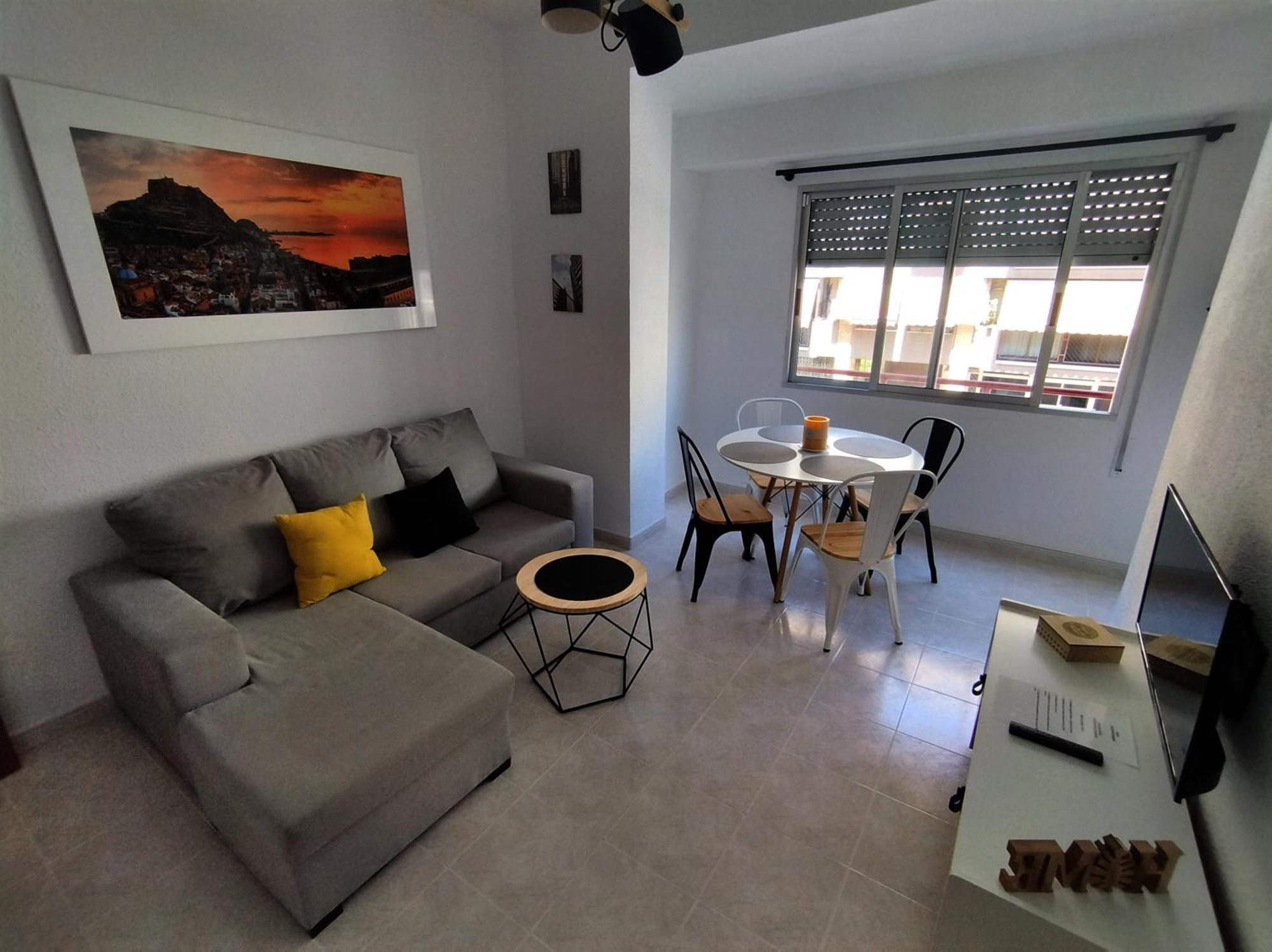 Habitaciones En Apartamento Compartido W Host Аліканте Екстер'єр фото