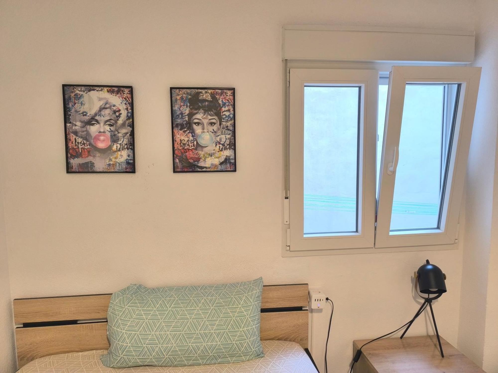 Habitaciones En Apartamento Compartido W Host Аліканте Екстер'єр фото
